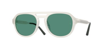 Das Bild zeigt die Oliver Peoples Sonnenbrille OV5589SU R-13 70077I in Weiß warm.